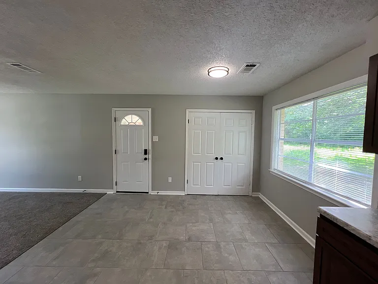 4617 Sumners Wells Rd — Photo 5