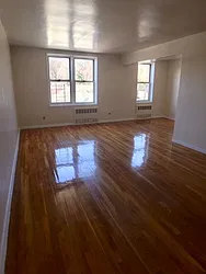 Rented by Roberto Guilbet, LREB