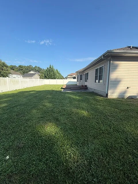 3 bed, 2.5 bath, 2003 sqft, $2,950 — Photo 4