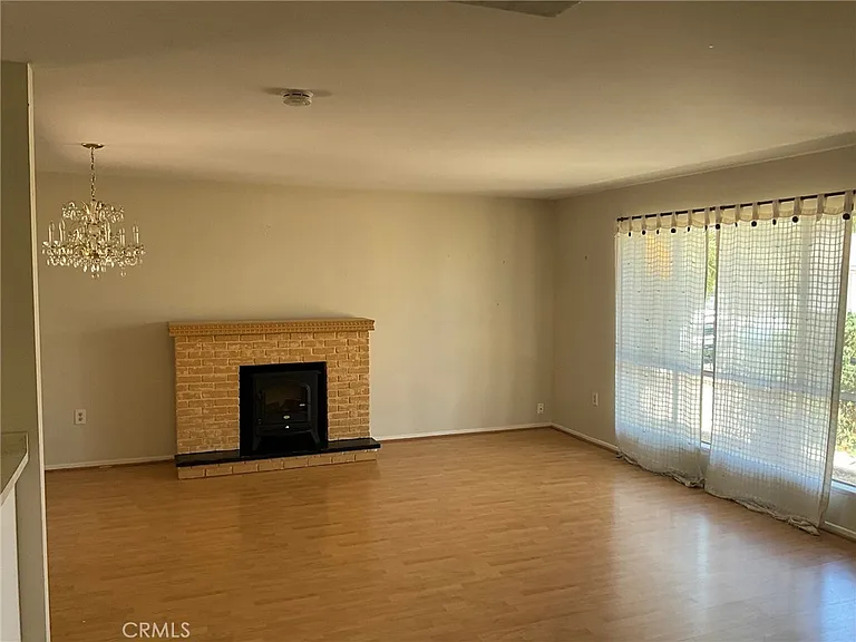 25887 Coombe Hill Dr — Photo 5