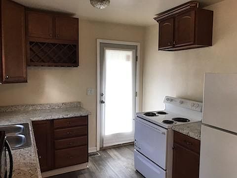 5th image of 913 Goodbar Dr #913