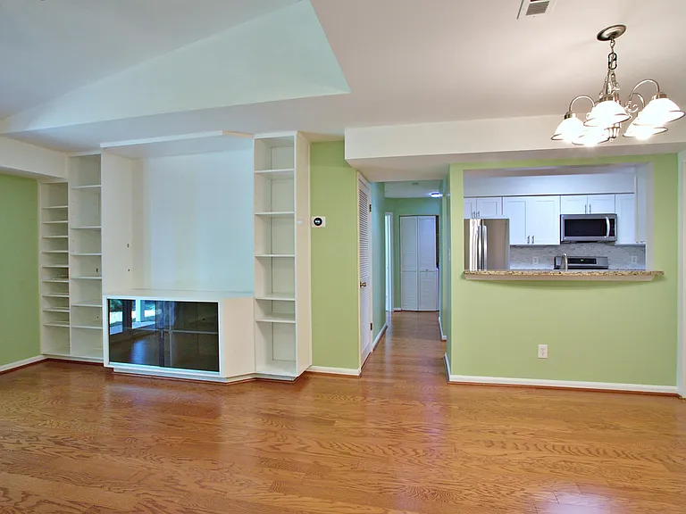 13573 Orchard Dr — Photo 5