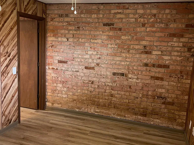 539 E Morgan St #B11 — Photo 10