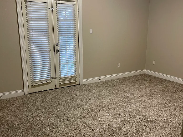 5234 Arlington Ct — Photo 6