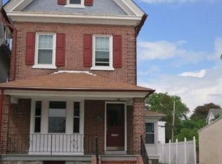 110 E 4th Ave, Conshohocken, PA 19428