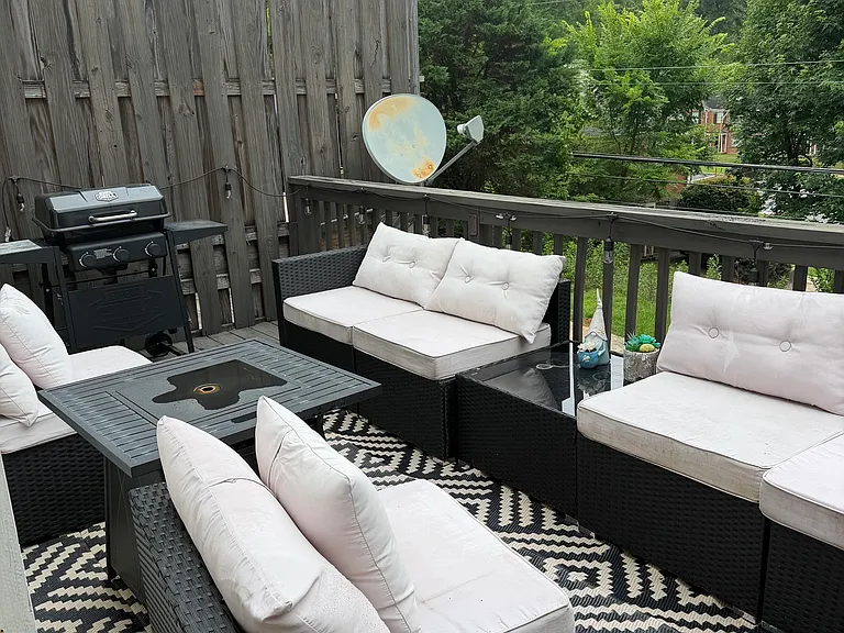 1657 Ashwood Ln — Photo 15
