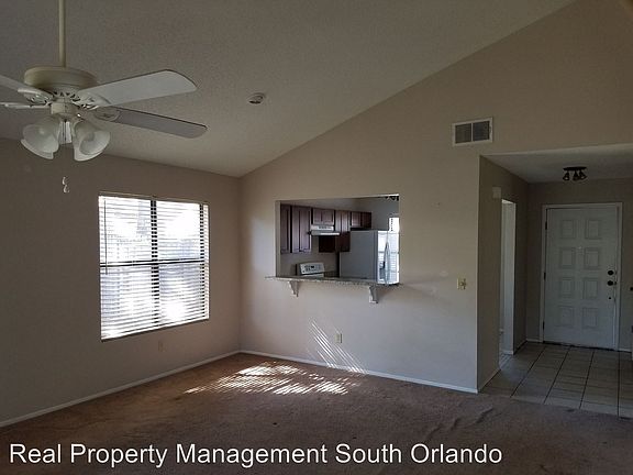 5th image of 185 Lakeside Cir