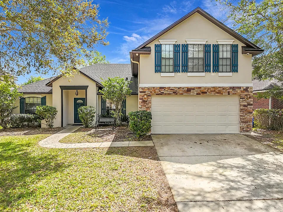 3371 Classic Oak Ct