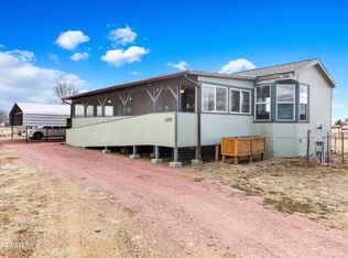 1255 W Brand Iron Rd, Paulden, AZ 86334