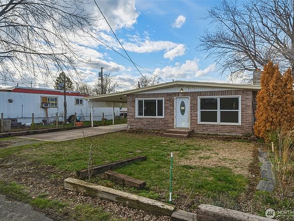 2nd image of 917 Parallel Street