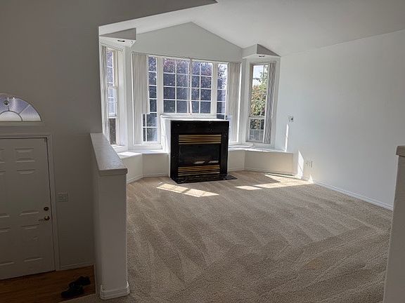 5th image of 15003 40th Ave W APT D