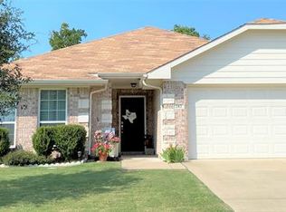 282 Meadowcrest Dr, Terrell, TX 75160