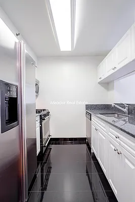 Rented by Mirador Real Estate | media 26