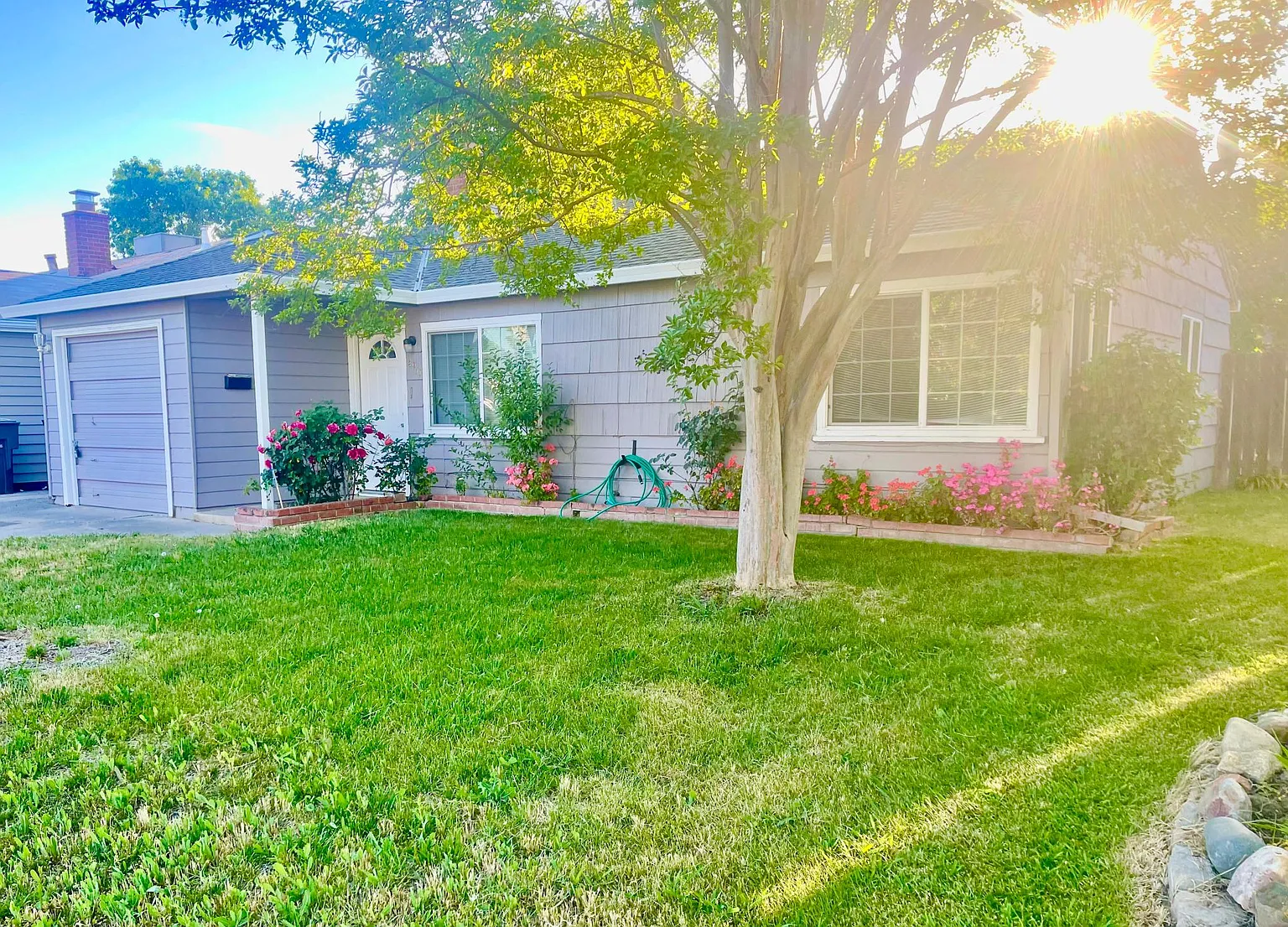 4911 Whittier Dr photo 1
