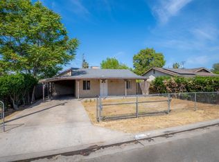 2450 S Backer Ave, Fresno, CA 93725