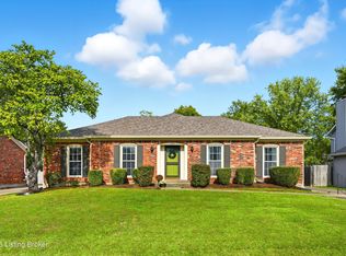 11711 Robinlynn Ln, Middletown, KY 40243