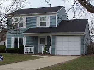 800 Shady Ln, Aurora, IL 60506