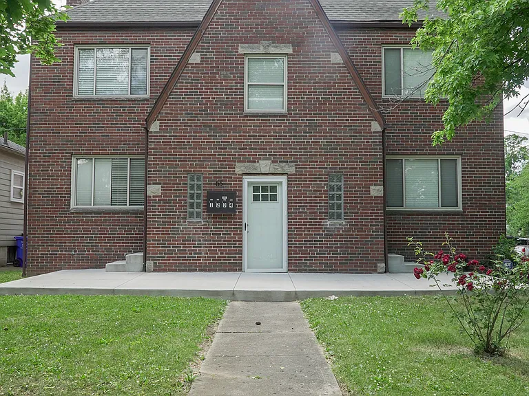 65 N Brinker Ave — Photo 2