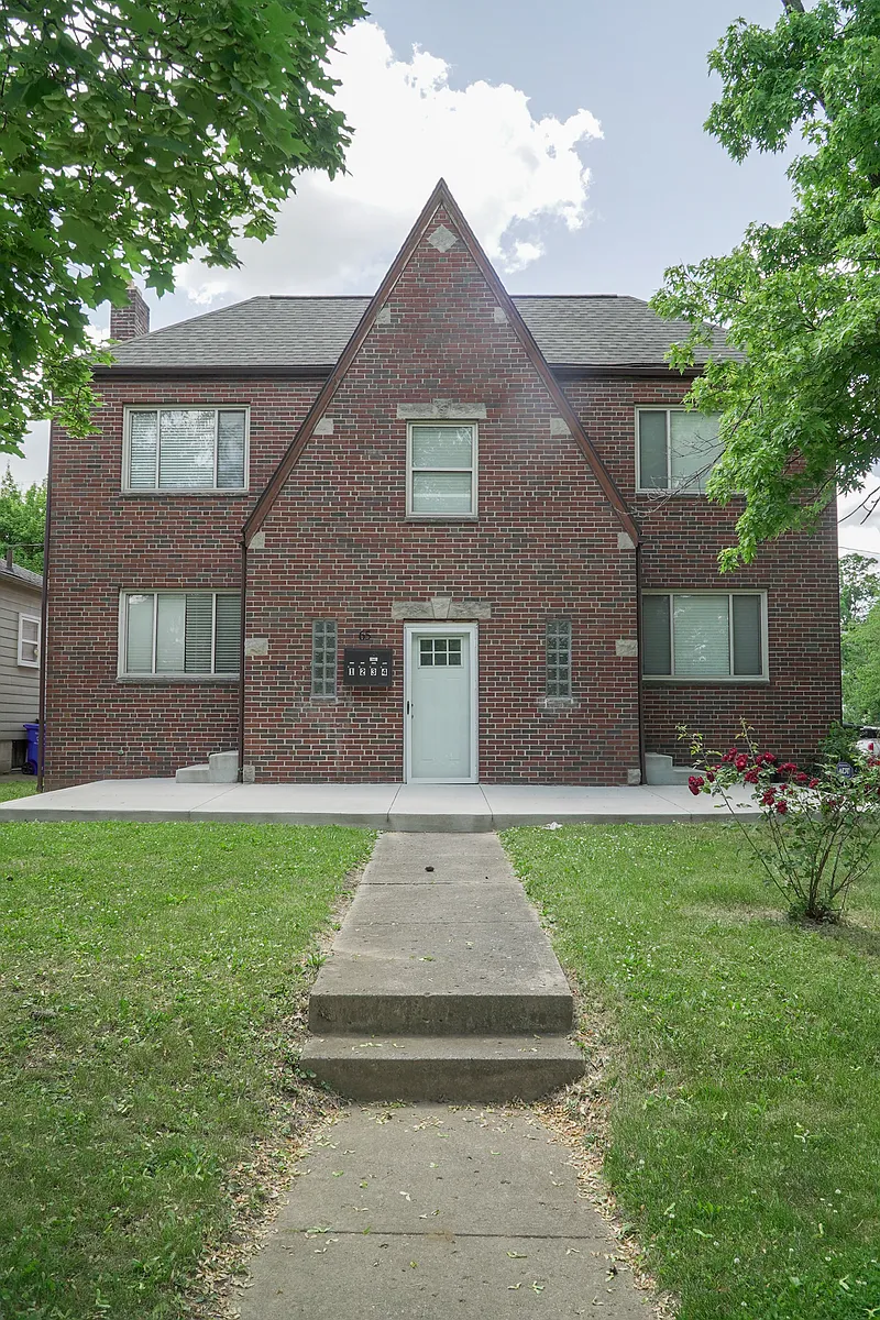 Building Photo - 65 N Brinker Ave