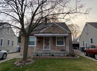 825 N Edison Ave, Royal Oak, MI 48067