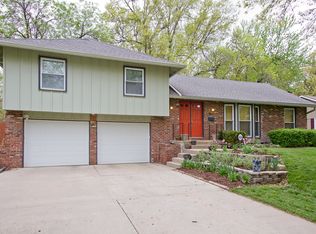 7204 High Dr, Prairie Village, KS 66208