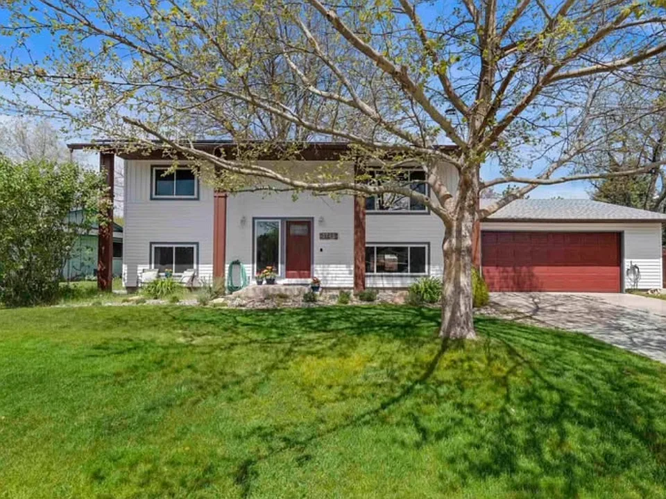 3745 N Covered Wagon Way