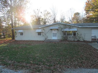 1207 Craig Ln, Carrollton, MO, 64633