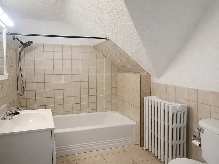 322 Pierce St — Photo 8