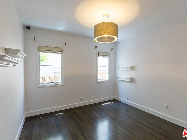 1530 S Sierra Bonita Ave — Photo 14