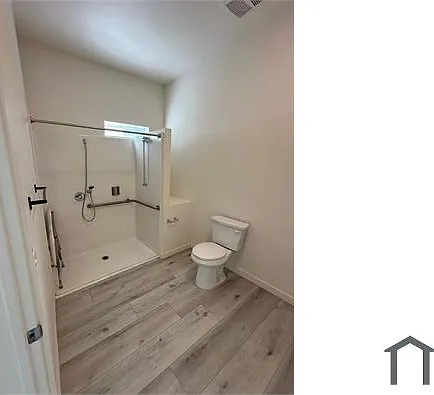 1120 E 25th St #1 — Photo 5