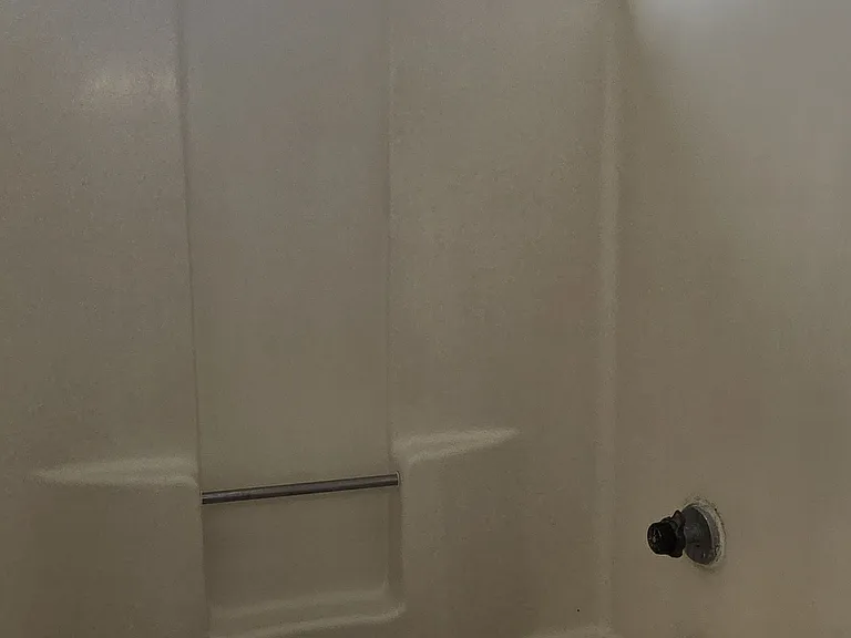 209 W Grand Ave #4 — Photo 13