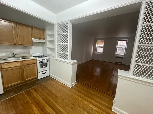 65-74 Saunders Street image 1 of 4