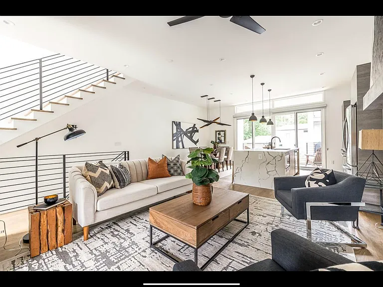 713 Moreland Ave SE #2 — Photo 9