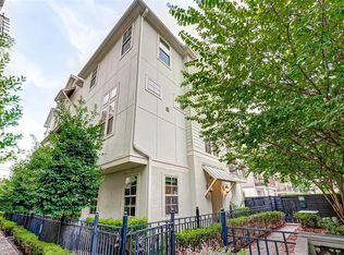 3273 Maxroy St, Houston, TX 77008