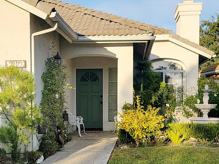 Shoreline Dr — Photo 4