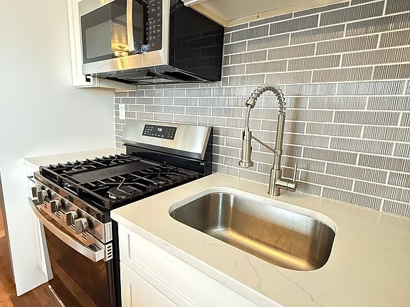3rd image of 49 W Cottage St Floor 3