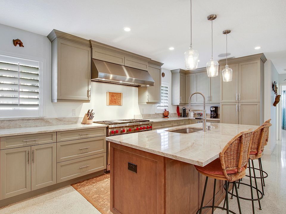 1st image of 4863 Tequesta Dr