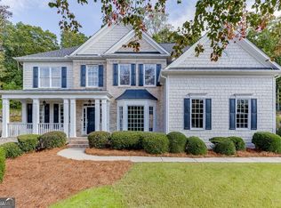 527 Streamwood Ivy Trl, Suwanee, GA 30024