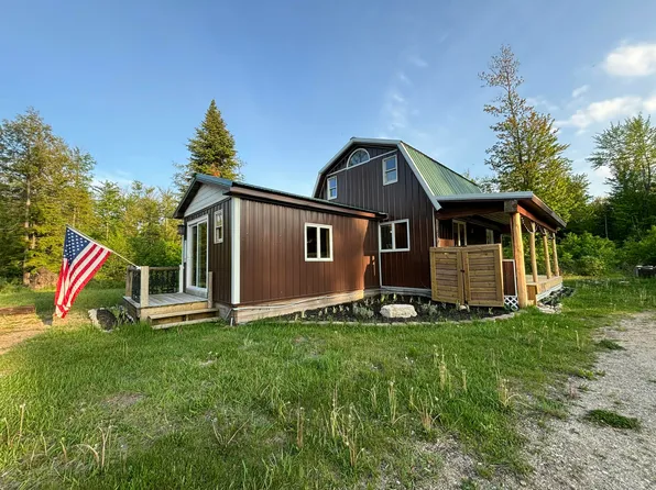 17549 Milnichol Rd, Thompsonville, MI 49683