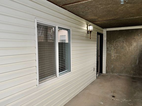 5th image of 2008 N Catherine St #B