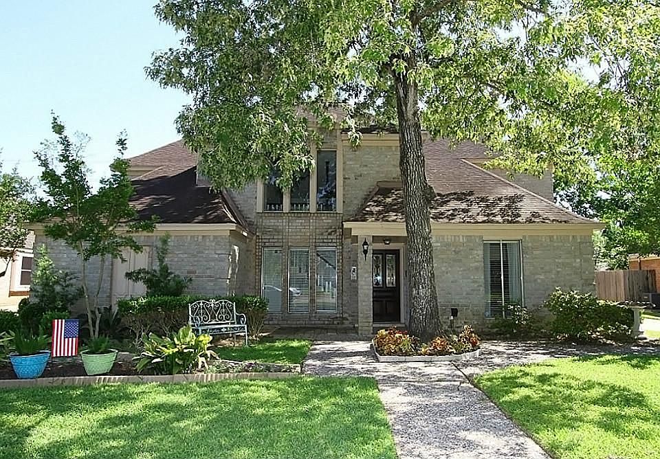 1st image of 12003 Oakcroft Dr