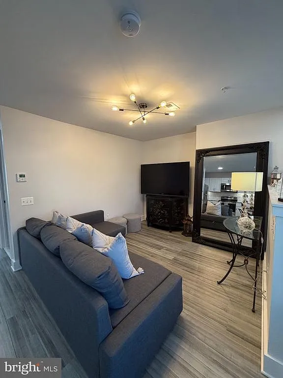 19520 Village Walk Dr — Photo 3