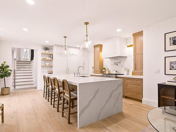 2nd image of 9 Floral Street