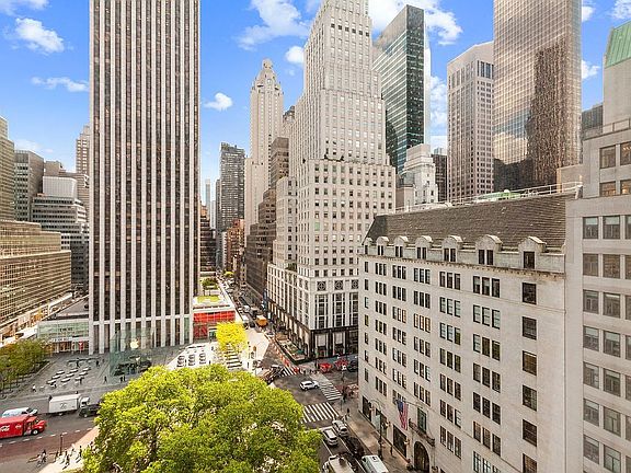 4th image of 1 Central Park S #915-913