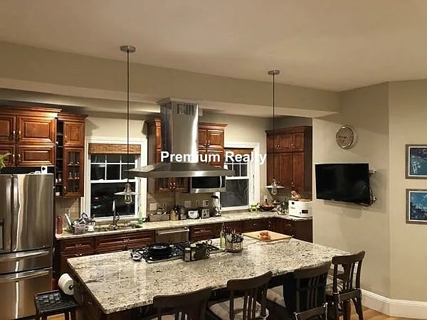108 Walnut St #108 — Photo 16