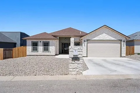 45 Yvonne Dr