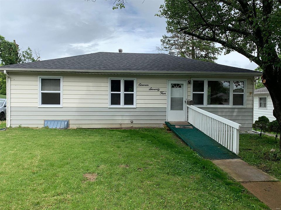 1st image of 1174 Margaret Ln