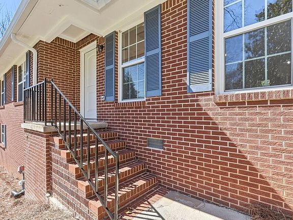 5th image of 108 Springview Dr
