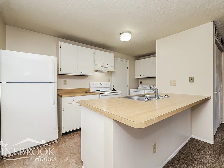 7564 Pomeranian Dr — Photo 6