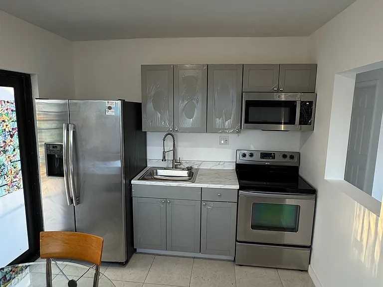 49 NW 30th Ave #2 — Photo 19